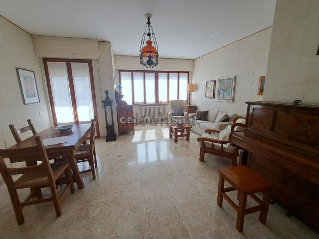 Appartamento in vendita a Cecina, Livorno
