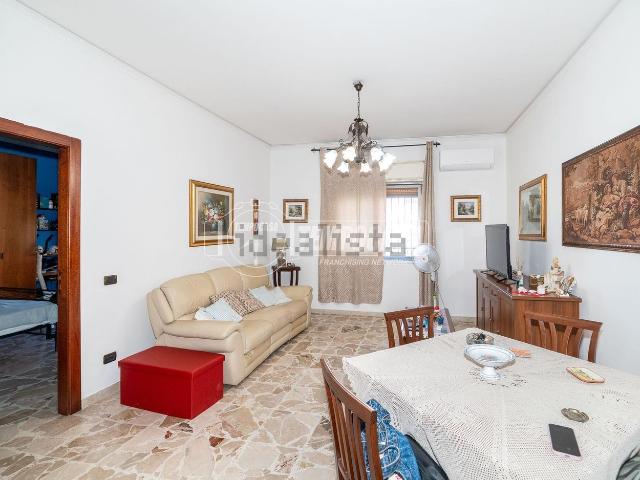 Appartamento in vendita a Fasano, Gravina Di Catania