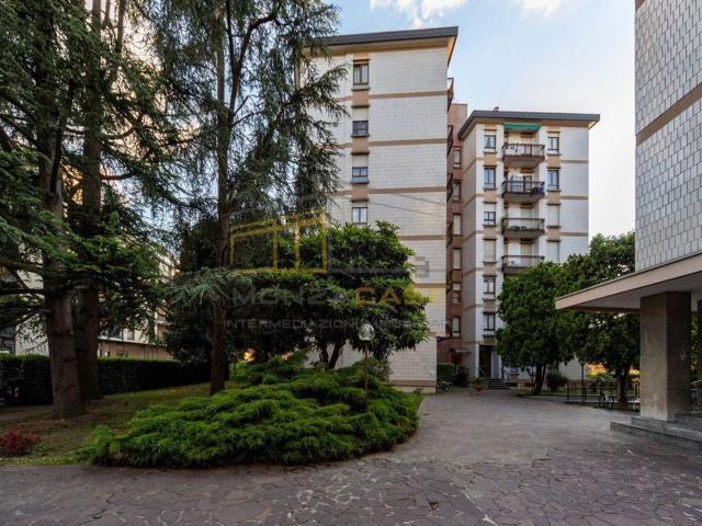 Appartamento in vendita a San Gerardo, Monza