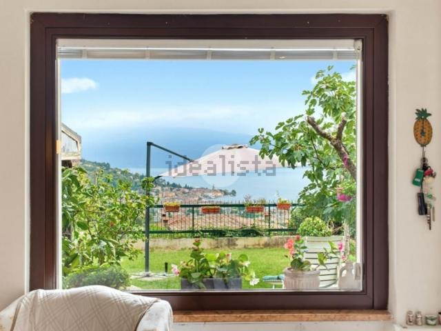 Appartamento in vendita a Villa di Salò, Salò