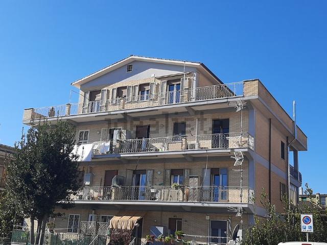 Attico in vendita a Municipio Roma XV, Roma Capitale