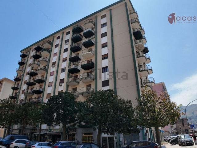Appartamento in vendita a III Circoscrizione, Palermo