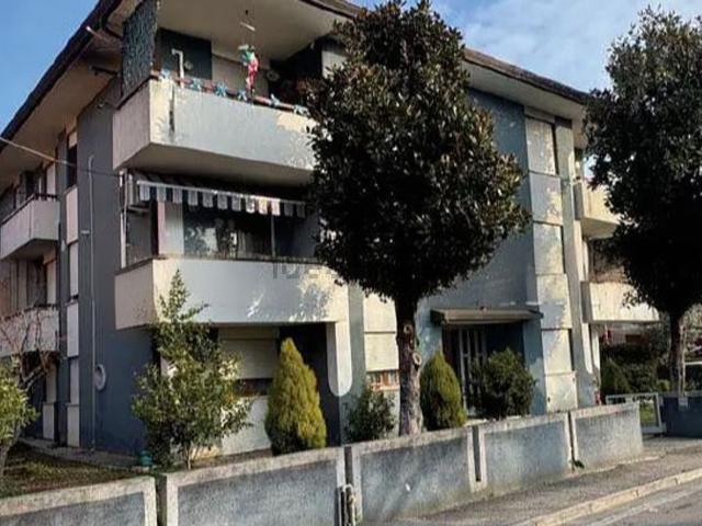 Appartamento in vendita a Trebaseleghe, Veneto