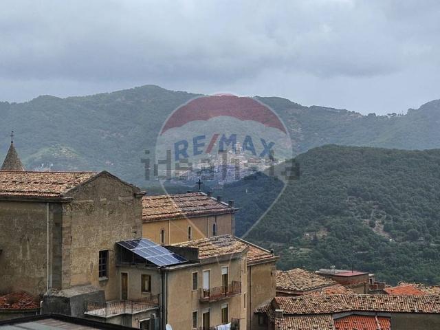 Appartamento in vendita a Ucria, Sicilia