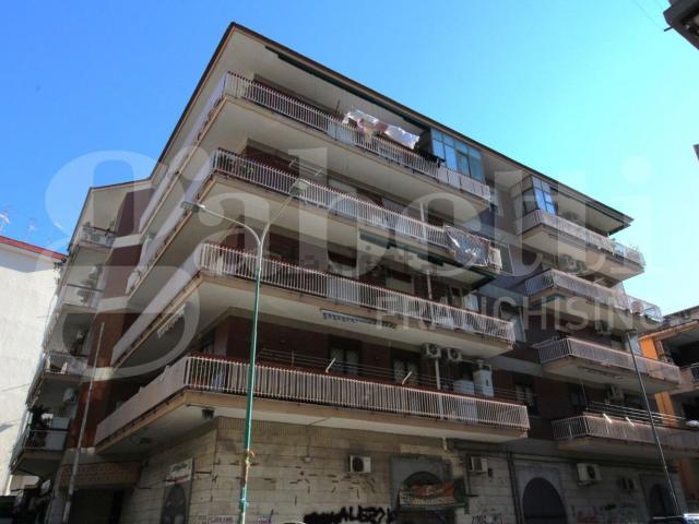 Appartamento in vendita a Arzano, Campania