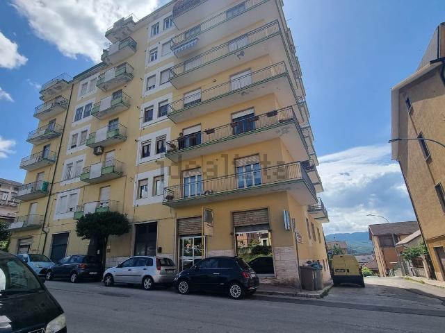 Appartamento in vendita a Isernia centro, Isernia