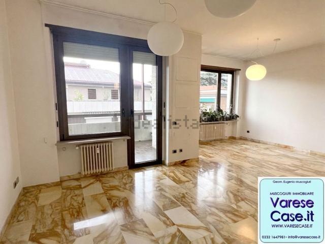 Appartamento in vendita a Frati, Busto Arsizio