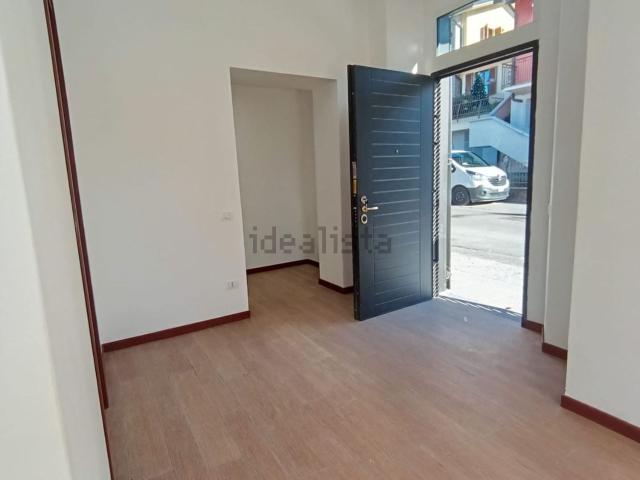 Appartamento in vendita a Caprino Bergamasco, Lombardia