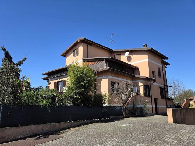Appartamento in vendita a Torrevecchia Pia, Lombardia