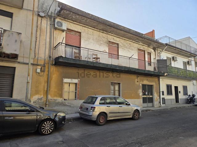 Appartamento in vendita a Belpasso, Catania