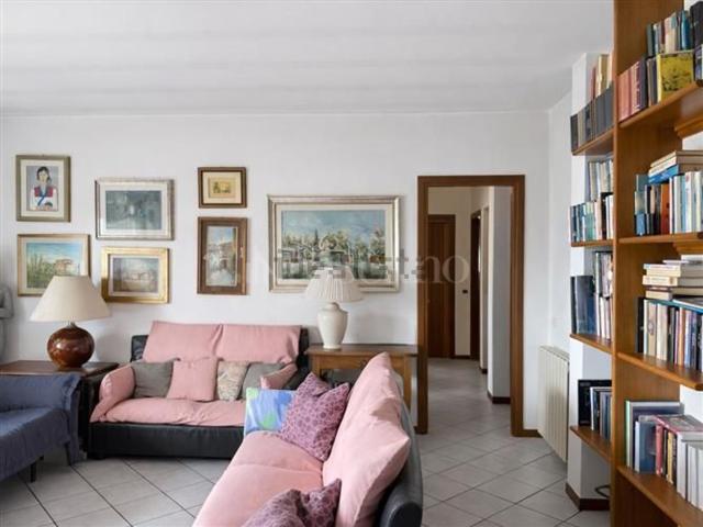 Appartamento in vendita a Desenzano Del Garda, Lombardia
