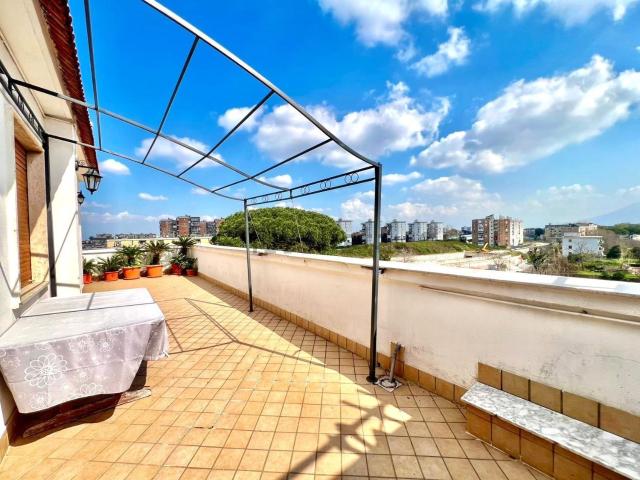 Appartamento in vendita a Miano, Napoli