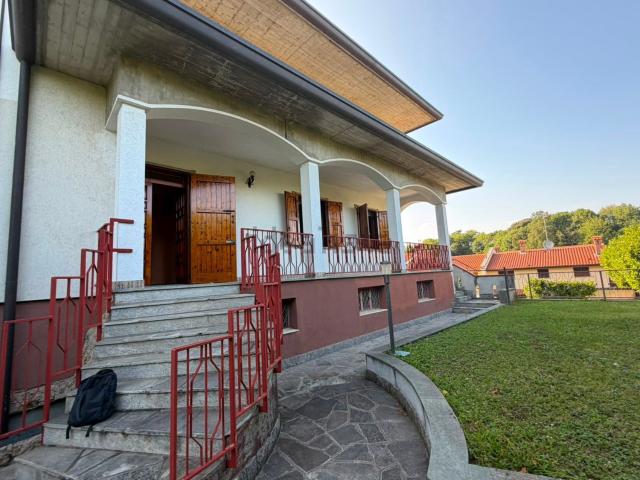 Appartamento in vendita a Santa Maria della Noce, Inverigo