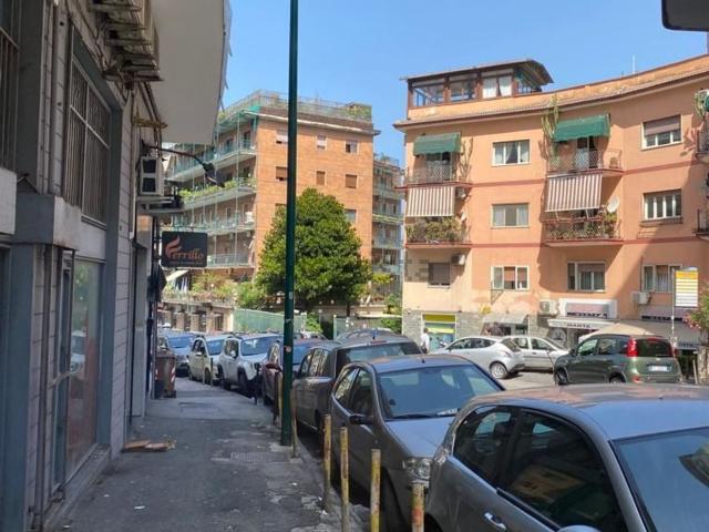 Appartamento in vendita a Municipalità 10, Campania