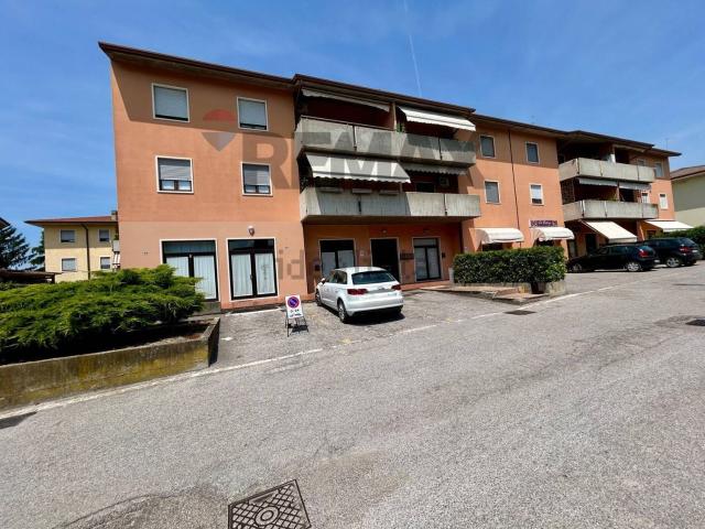 Appartamento in vendita a Castelnuovo Del Garda, Veneto