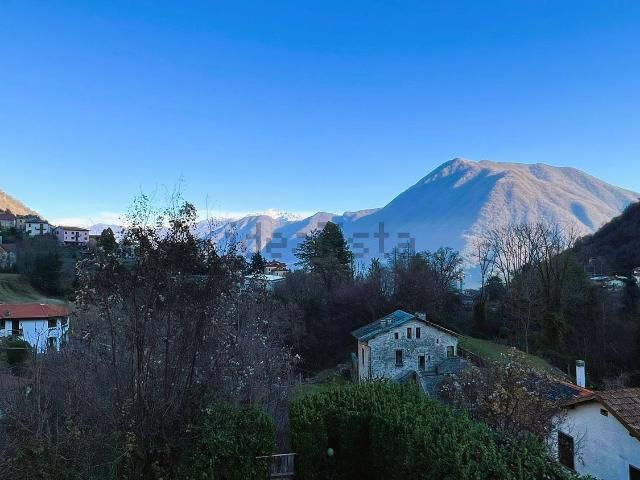 Appartamento in vendita a Dizzasco, Lombardia