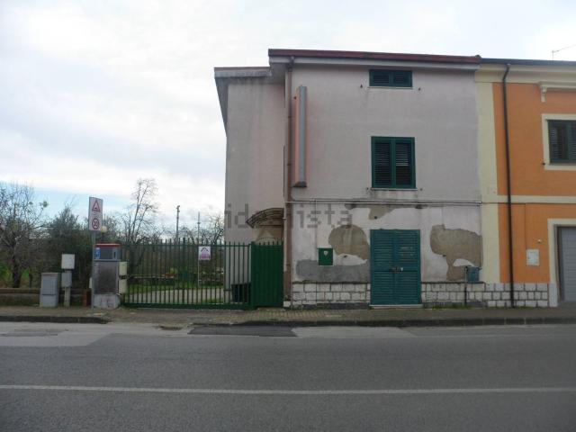 Appartamento in vendita a Montesarchio, Campania