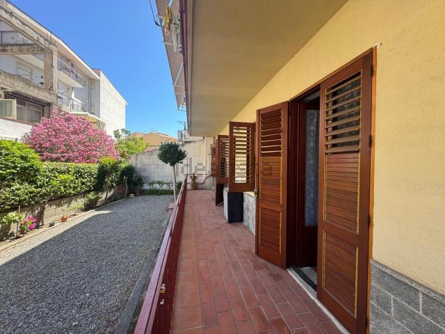 Appartamento in vendita a Belvedere, Falcone