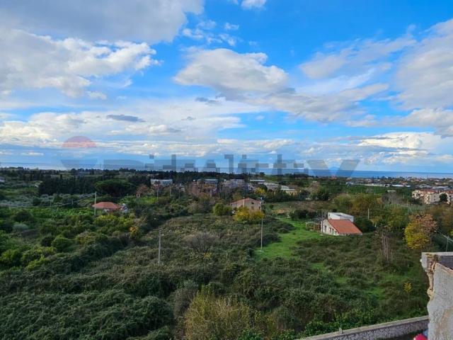 Appartamento in vendita a Capri Leone, Sicilia