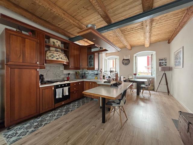 Appartamento in vendita a Comunità della Vallagarina, Ala