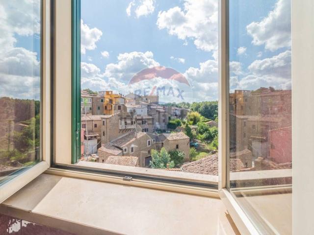 Appartamento in vendita a Ischia Di Castro, Lazio