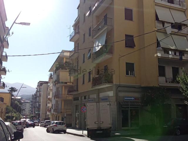 Appartamento in vendita a Città 2000, Calabria