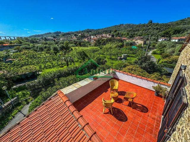 Appartamento in vendita a Caramagnetta, Imperia