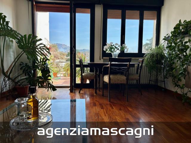 Attico in vendita a Montecatini Terme, Toscana