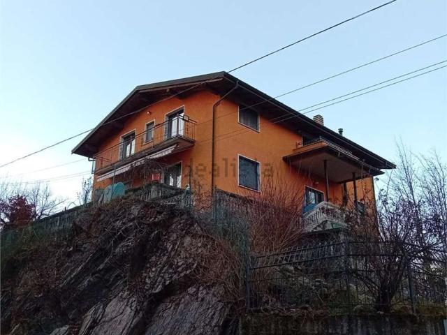 Appartamento in vendita a Comunità Montana Valli del Verbano, Montegrino Valtravaglia