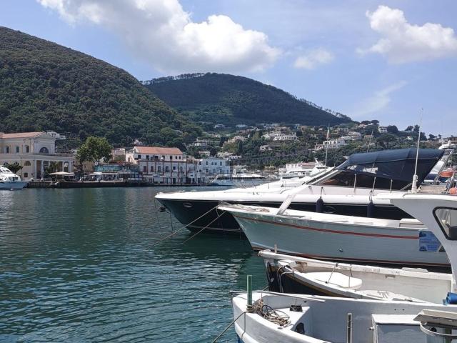 Appartamento in vendita a Ischia, Campania