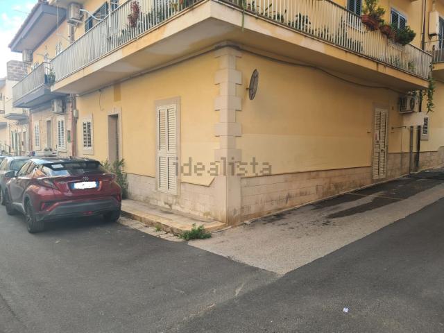 Appartamento in vendita a Marina di Ragusa, Ragusa