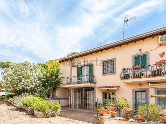 Appartamento in vendita a Colle Maria, Roma Capitale
