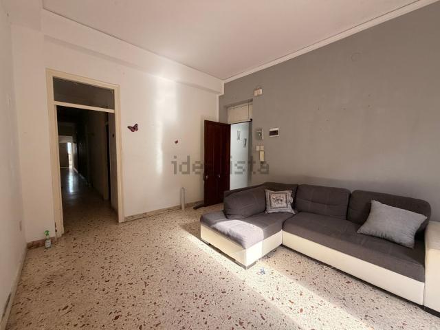 Appartamento in vendita a V Circoscrizione, Palermo