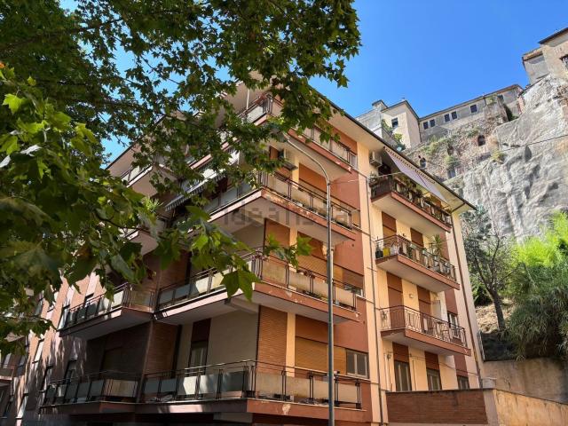 Appartamento in vendita a Petignano, Orte