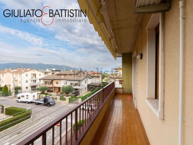 Appartamento in vendita a Isola Vicentina, Vicenza
