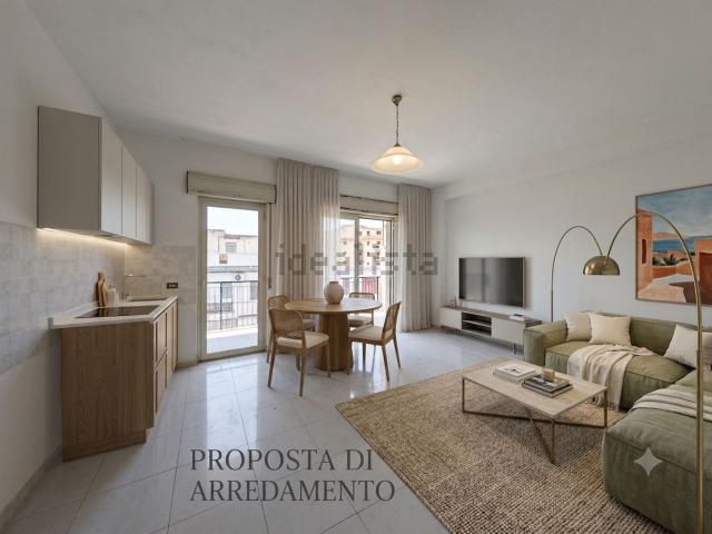 Appartamento in vendita a Calabria, Reggio Calabria