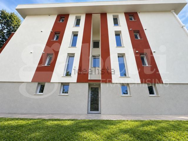 Attico in vendita a Mogliano Veneto, Veneto