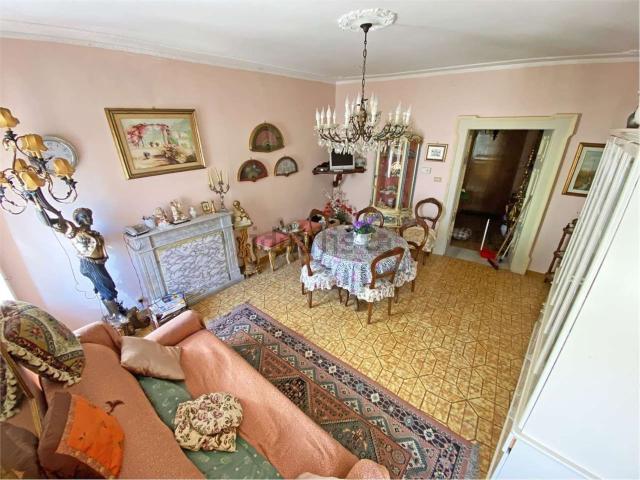 Appartamento in vendita a Colle, Atina