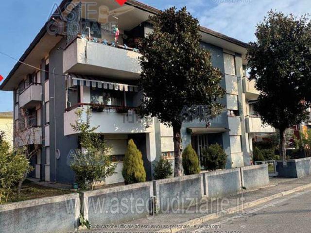Appartamento in vendita a Trebaseleghe, Veneto