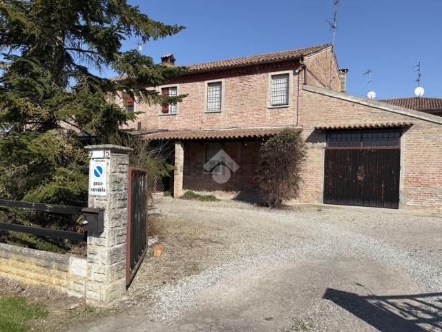 Appartamento in vendita a Ferrara, Reggio Emilia