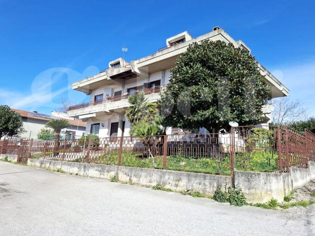 Appartamento in vendita a Teano