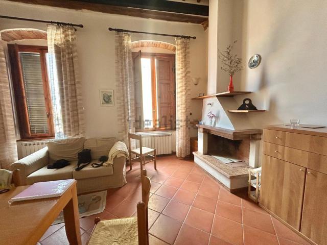 Appartamento in vendita a Casole D'elsa, Toscana