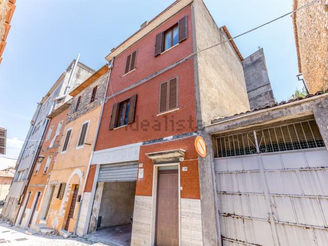 Appartamento in vendita a Priverno, Lazio