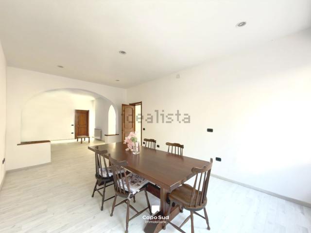 Appartamento in vendita a Sarroch, Sardigna/Sardegna