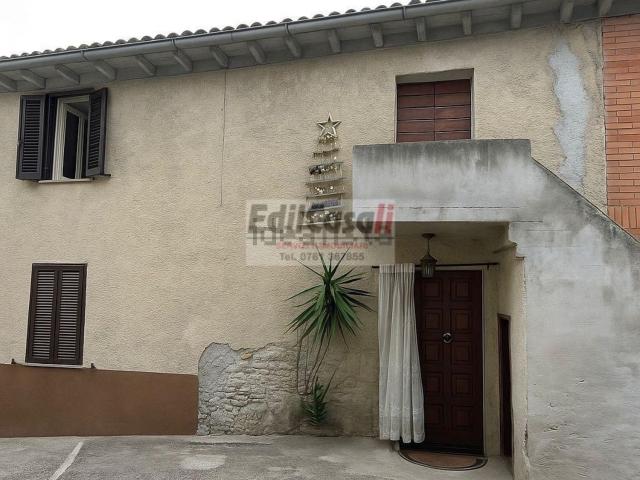 Appartamento in vendita a Sant’Angelo di Roccalvecce, Viterbo