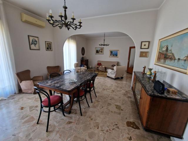 Appartamento in vendita a Giarre, Sicilia