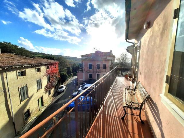 Appartamento in vendita a Castellina Marittima, Toscana