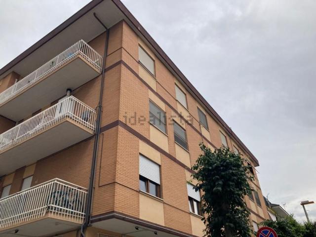 Appartamento in vendita a Cisterna Di Latina, Lazio