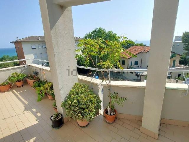 Attico in vendita a Falconara Marittima, Ancona