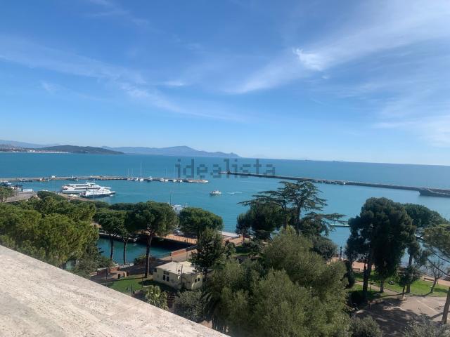 Attico in vendita a Formia, Lazio